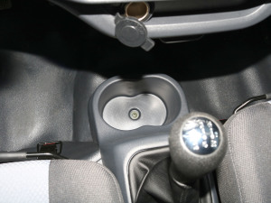 2021款1.4L 标准型厢货 国VI 前排杯架