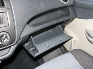 2021款1.4L 标准型厢货 国VI 手套箱