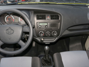 2021款1.4L 标准型厢货 国VI 中控台