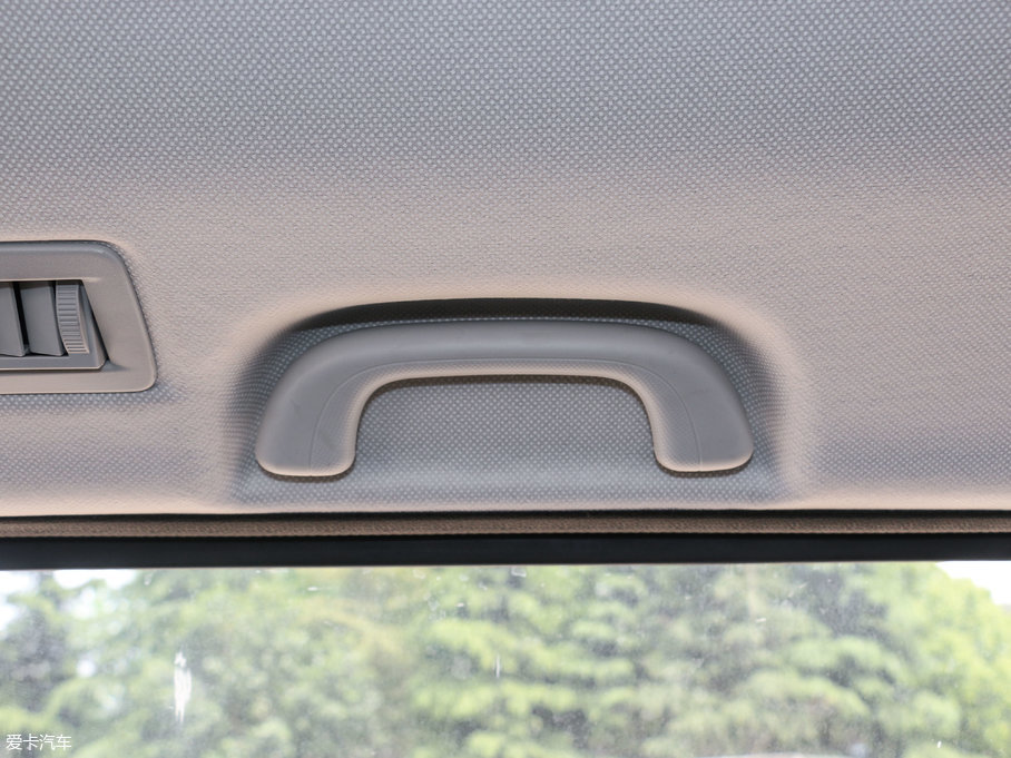 2017L(zhng)S50 1.5T m 6MT