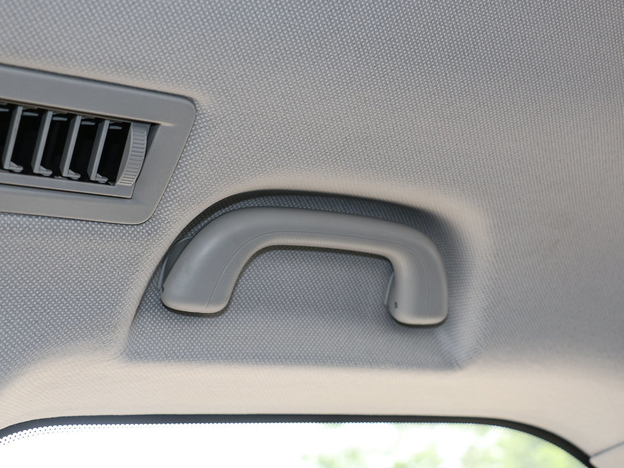 2017L(zhng)S50 1.5T m 6MT