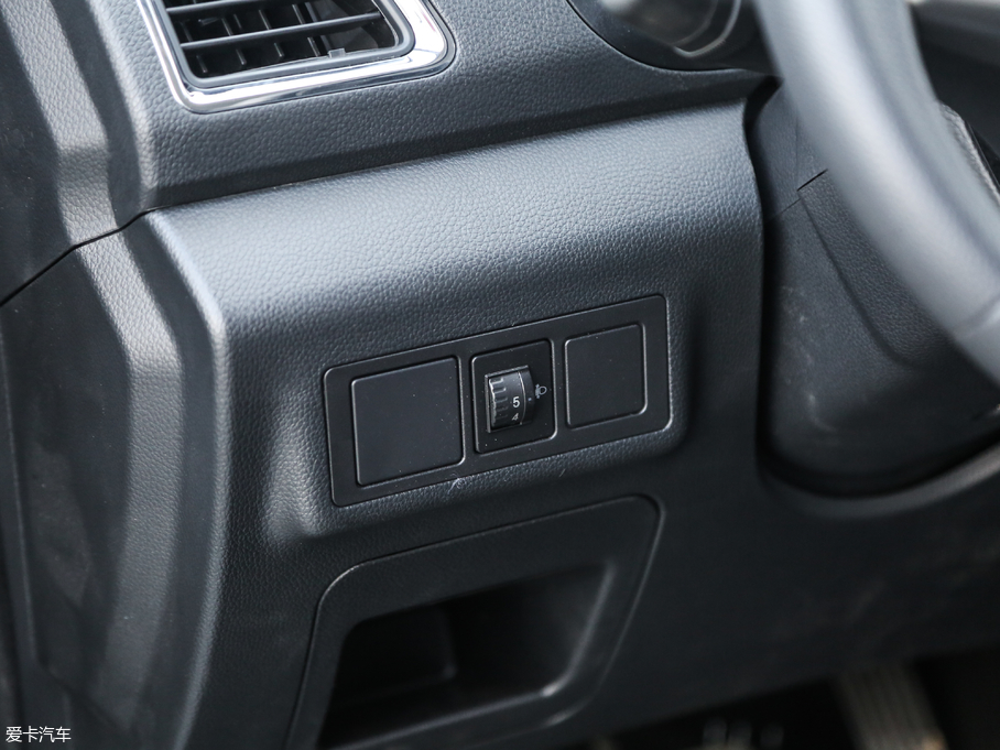 2017���L�����S50 S50V 1.5L �ք��������