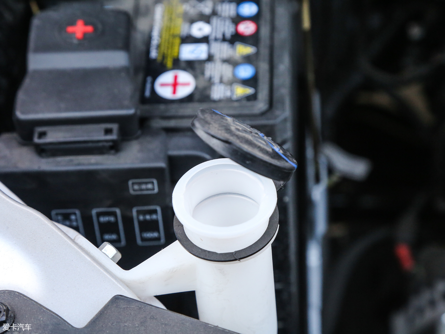 2017���L�����S50 S50V 1.5L �ք��������