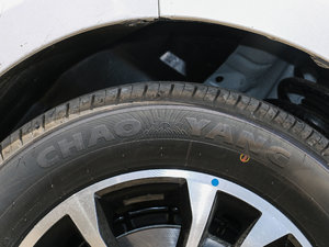 2017款1.5T 舒适型 6MT 轮胎品牌