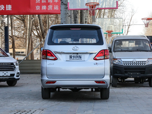 2017款S50V 1.5L 手动物流版Ⅰ 正后	