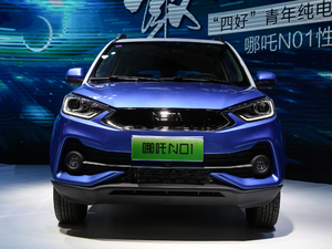 2019款380v 整体外观