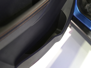 2019款380v 空间座椅