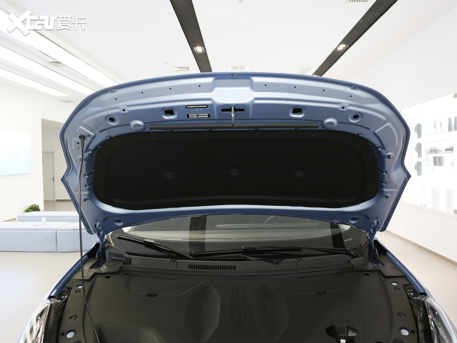 2020߸U 400 U(chung)