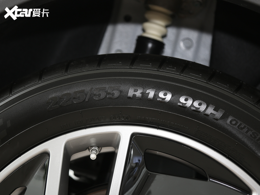 2020����߸U 400 U��