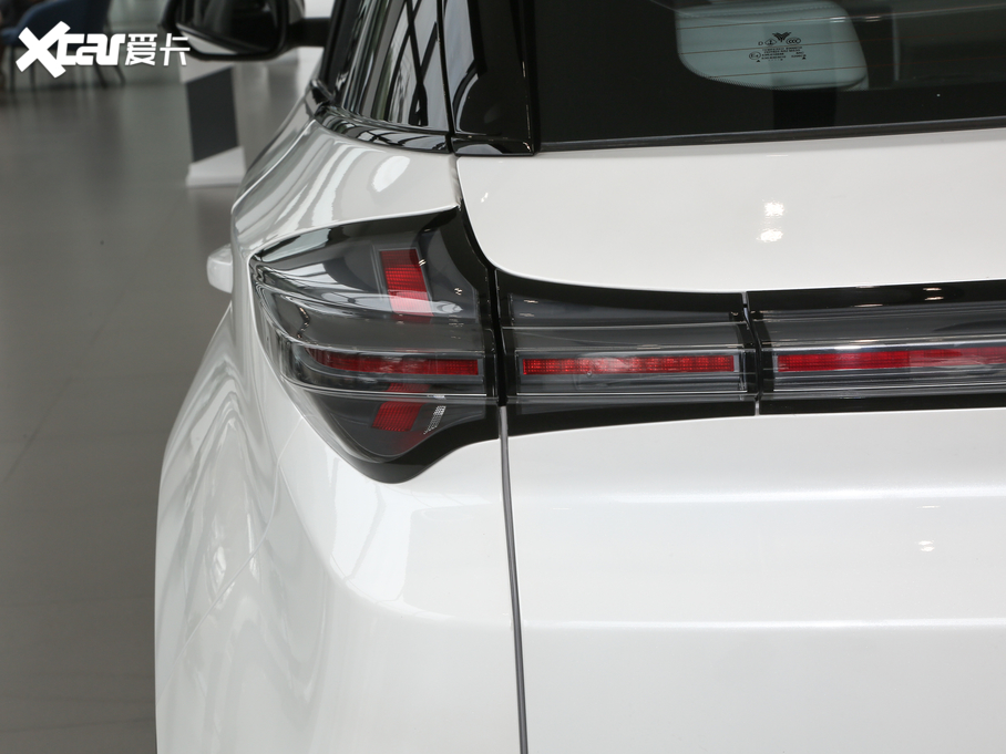 2020����߸U 400 U��