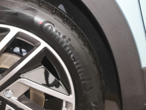 2021Pro 610 ̽ ݆̥Ʒ