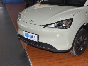 2022 300 Lite F ^