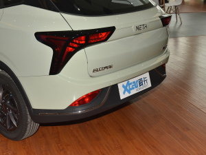 2022 300 Lite F ^