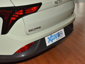 2022 300 Lite F ^