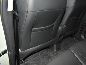 2022 300 Lite F g