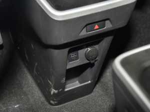 2022 300 Lite F п؅^