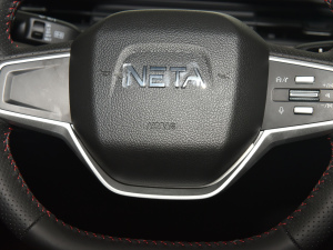 2022 300 Lite F п؅^