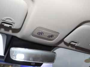 2022 400 Lite ɫƿ п؅^