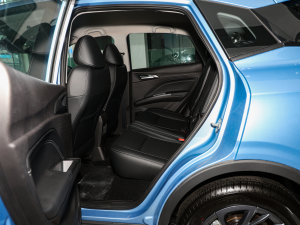 2022 300 ИIư ſg