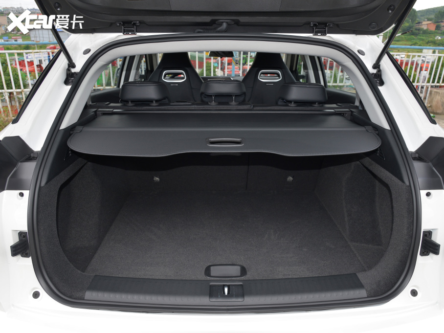 2022߸U Pro 400 оWs