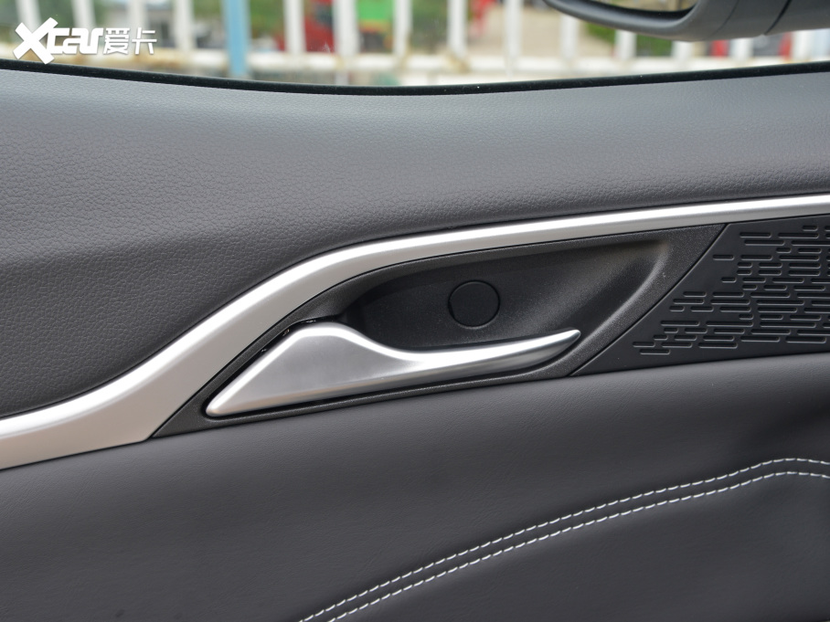 2022߸U Pro 400 оWs