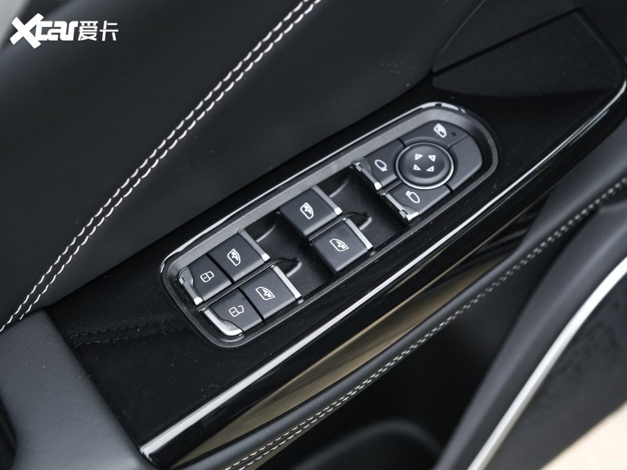 2022߸U ߸U- 400 Lite Ԫ