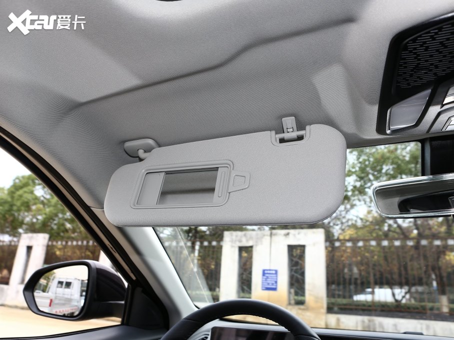 2022߸U ߸U- 400 Lite Ԫ