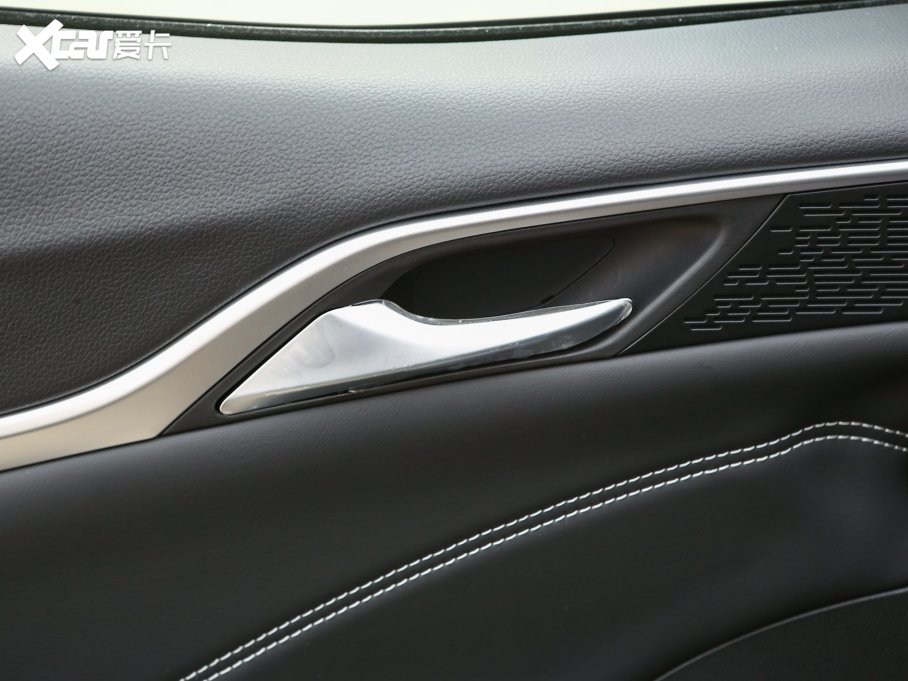 2022߸U ߸U- 400 Lite Ԫ