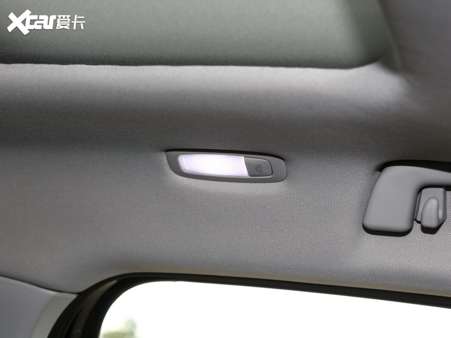 2022߸U ߸U- 400 Lite Ԫ