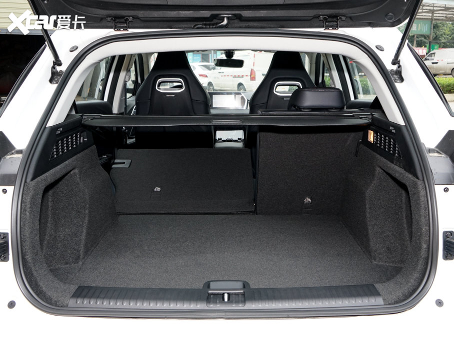 2022����߸U �Ŀ� Pro 400 ���оW�s�� ��Ԫ�