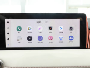2022款哪吒U-Ⅱ 610 三元锂 中控台显示屏