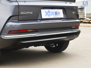 2022款哪吒U-Ⅱ 500 三元锂 细节外观