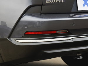 2022款哪吒U-Ⅱ 500 三元锂 细节外观