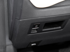 2022߸U- 500 F п؅^