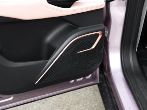 2022߸U- 500 F п؅^