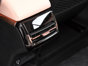 2022߸U- 500 F п؅^