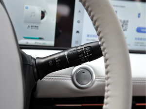 2022߸U- 500 F п؅^