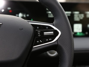 2022߸U- 400 Lite Ԫ п؅^