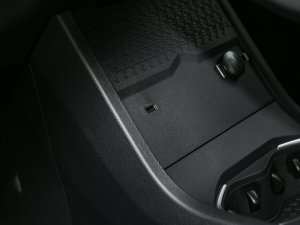 2022߸U- 400 Lite Ԫ п؅^