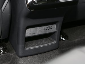 2022߸U- 400 Lite Ԫ п؅^