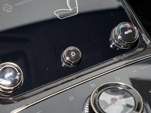 2022款改款 Pro 400 畅行网约版 三元锂 音响调节