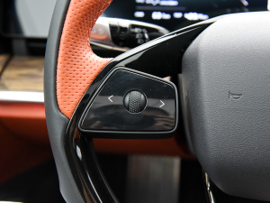 2022 715km (q) п؅^(q)