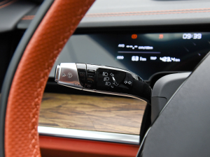 2022 715km (q) п؅^(q)