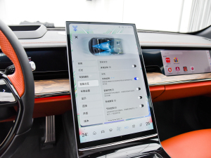 2022 715km (q) п؅^(q)