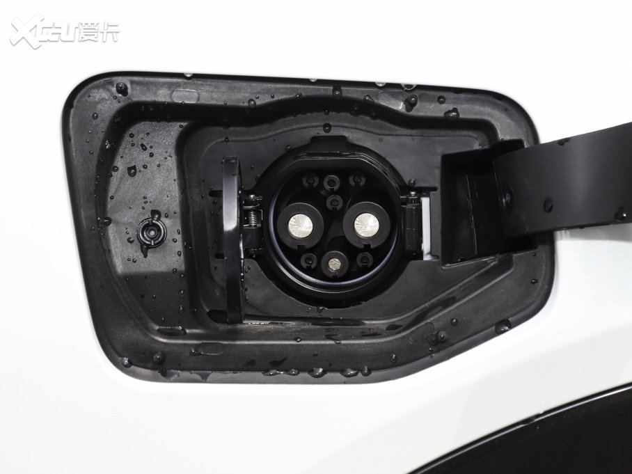 2023߸U ߸U- 500 U F