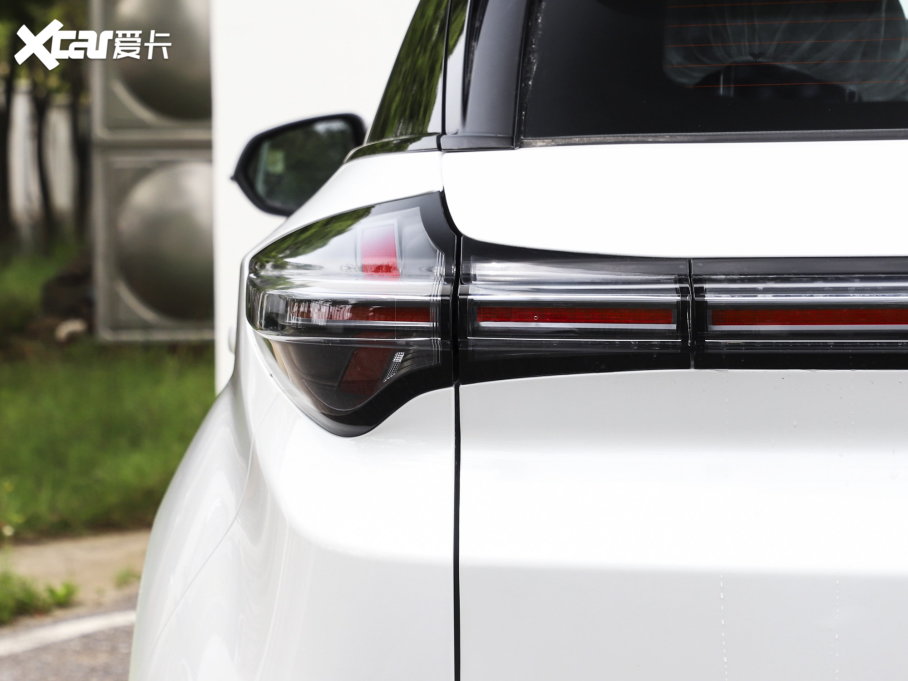 2023߸U ߸U- 500 U F