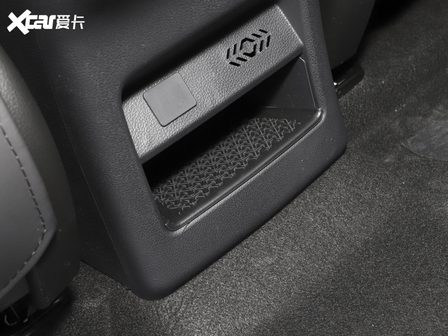 2023߸U ߸U- 500 U F