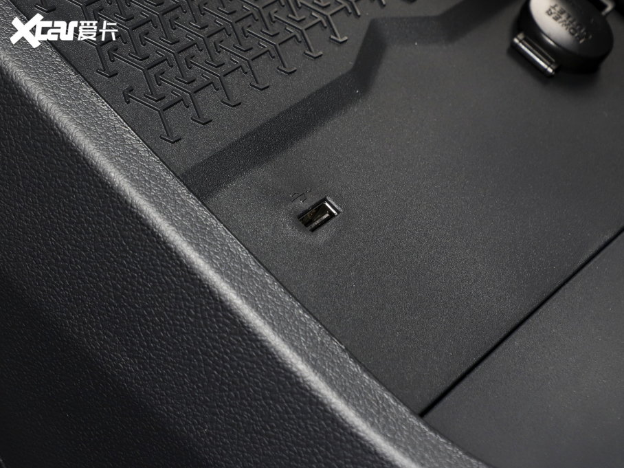 2023߸U ߸U- 500 U F