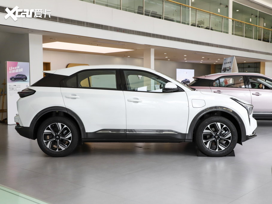 2023߸U ߸U- 400 U F