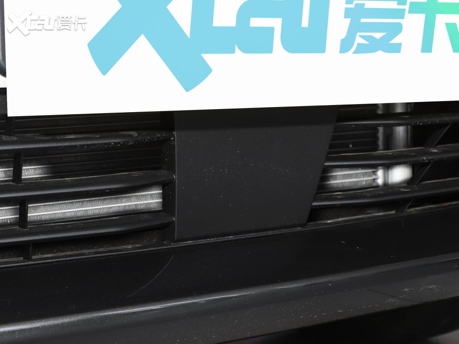 2023߸U ߸U- 400 U F